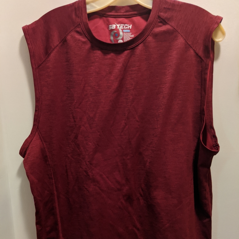 SB Tech men's cool play large sleeveless shirt